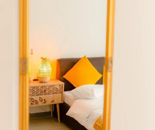 Ace Pool & Mamaia Nord