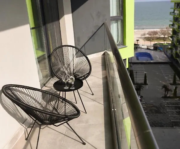 Ace Pool & Mamaia Nord 3* Năvodari