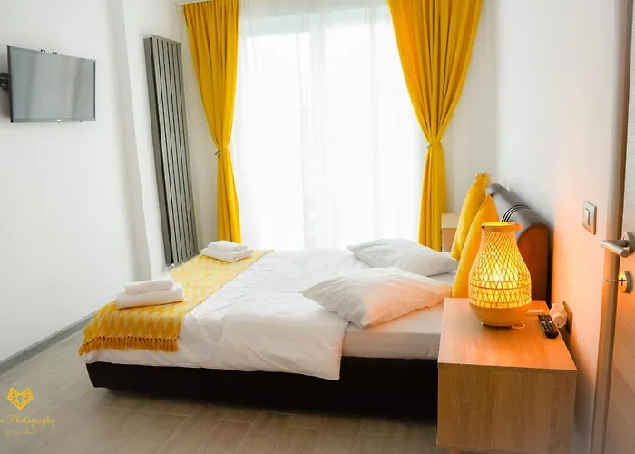 Ace Pool & Mamaia Nord