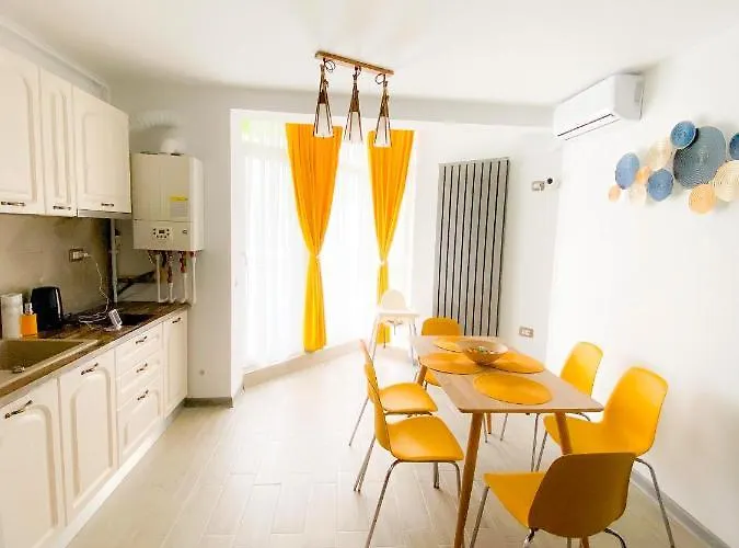 Ace Pool & Mamaia Nord 3* Năvodari